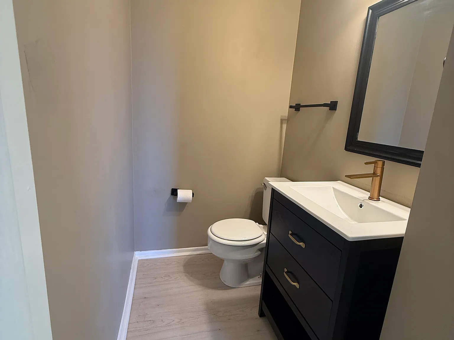 2 bed, 1.5 bath, 1062 sqft, $1,750 — Photo 3