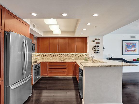 5th image of 2831 N Ocean Boulevard #1108 N
