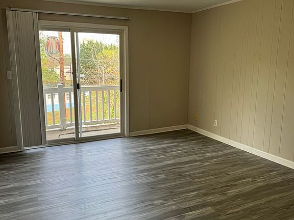5th image of 315 Oakland Ave #304