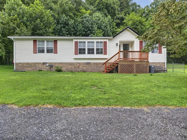 1530 Highway 16, Marion, VA 24354