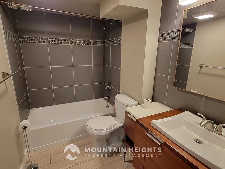1116 E Hudson Ave — Photo 13