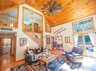 208 Shady Ln, West Wardsboro, VT 05360