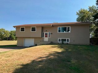 304 Walnut St, Lebanon, KS 66952