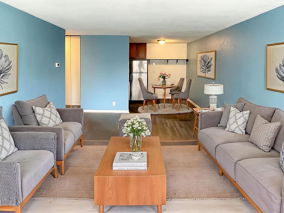 1st image of 1800 Lasalle Ave Unit 104