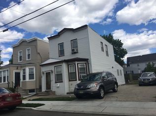 734 7th St, Secaucus, NJ 07094