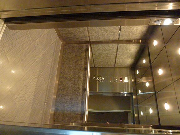 3rd image of 2652 Harrison St APT 205