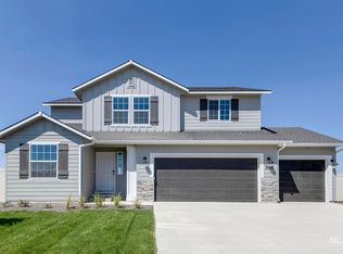923 NE Trailridge St, Mountain Home, ID 83647