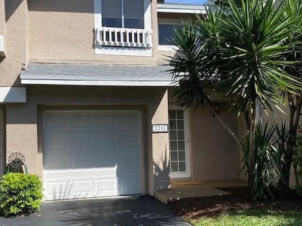 2217 Discovery Cir W, Deerfield Beach, FL 33442