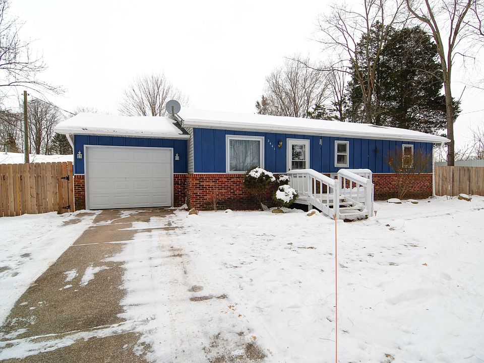 1st image of 2441 Thomas Dr
