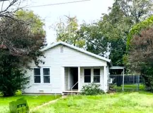 104 W Wilson Ave, Whitney, TX 76692