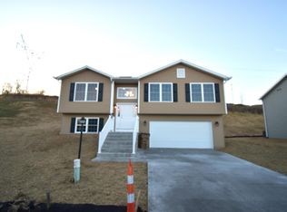 137 Summits Rdg, Morgantown, WV 26508