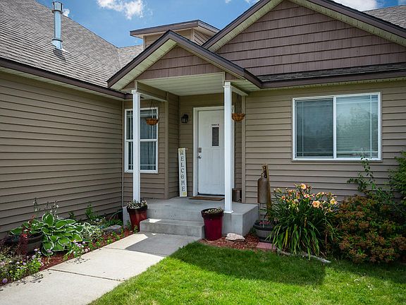 2nd image of 3817 N Slazenger Ln