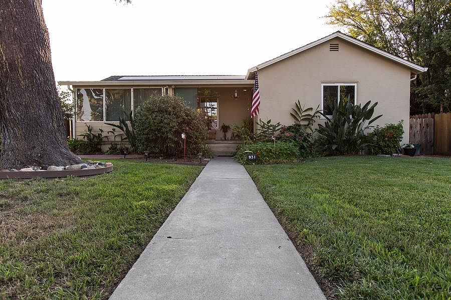 1st image of 931 Wainwright Dr