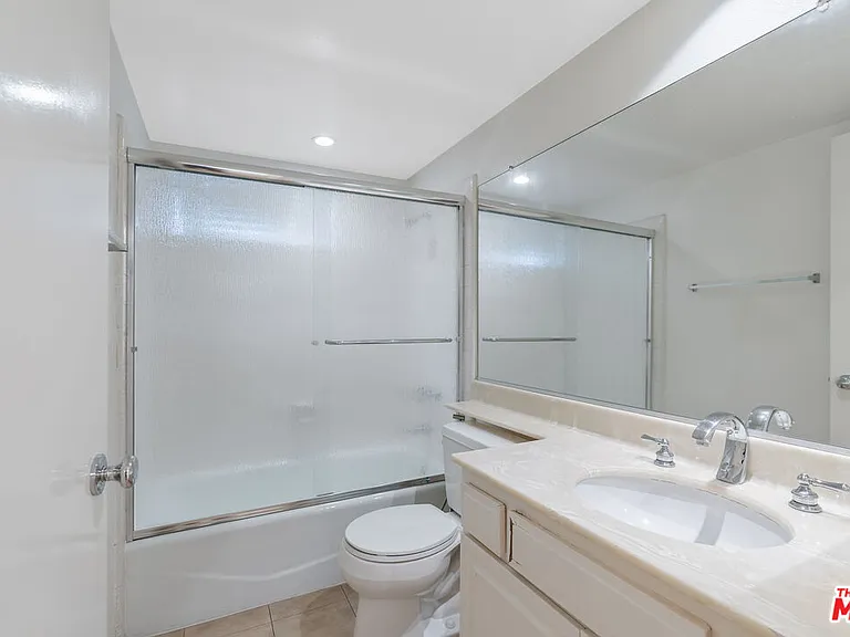 23454 Park Hermosa — Photo 14