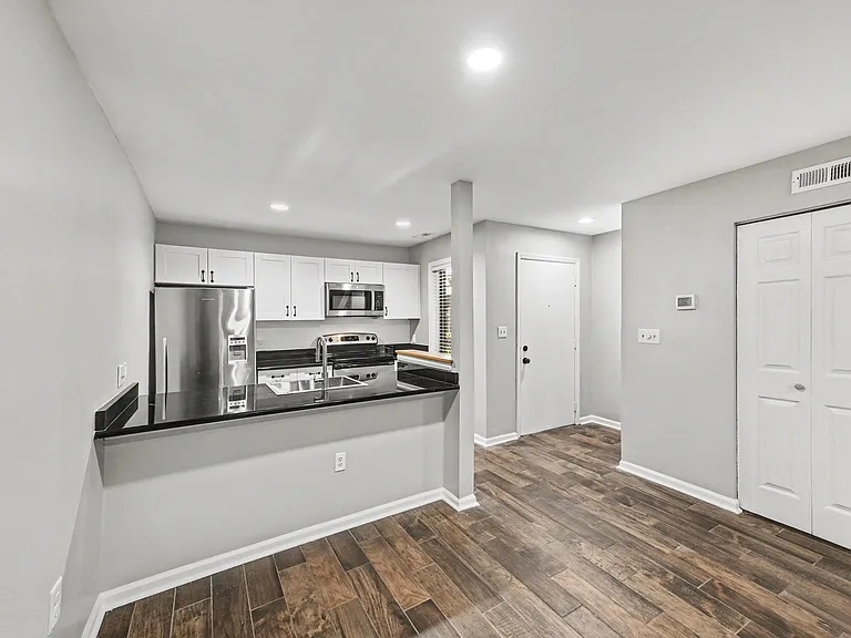 417 N Church St #A — Photo 6