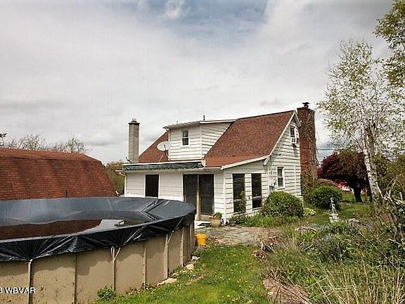 5th image of 400 Jaculin Ave S