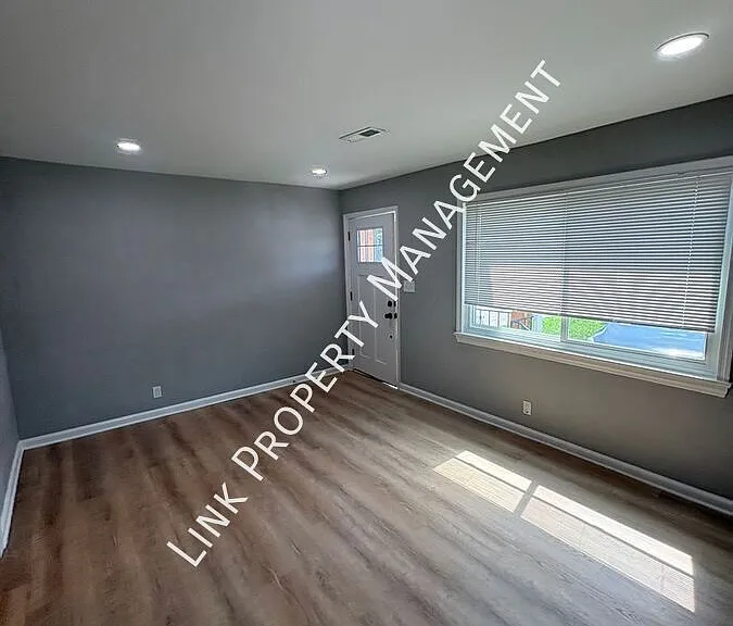 123 Sequoia Dr #A — Photo 44