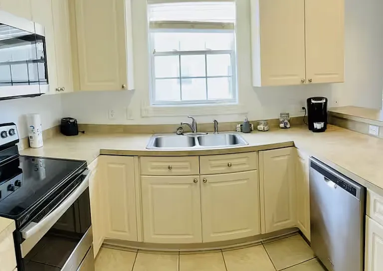 4825 Luster Leaf Cir #201 — Photo 23
