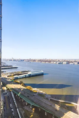 Sold by Nest Seekers International | media 15