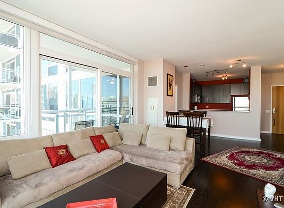 5th image of 757 N Orleans St #1708