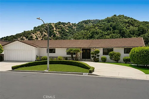 1310 J Lee Cir Photo 1