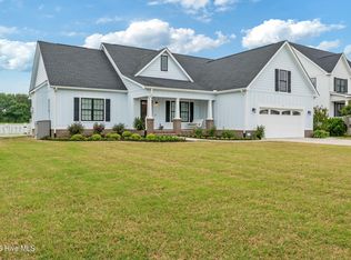 144 Pelican Pointe Dr, Elizabeth City, NC 27909