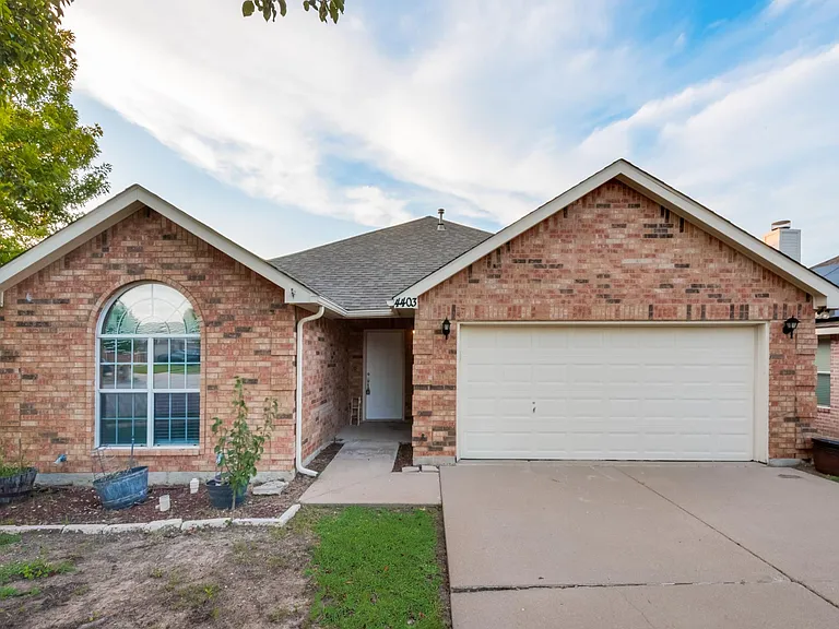 4403 New Meadow Dr — Photo 5