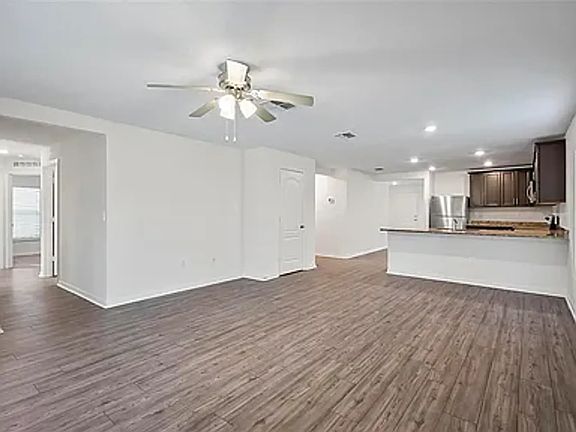 2nd image of 36 Raemond Ln