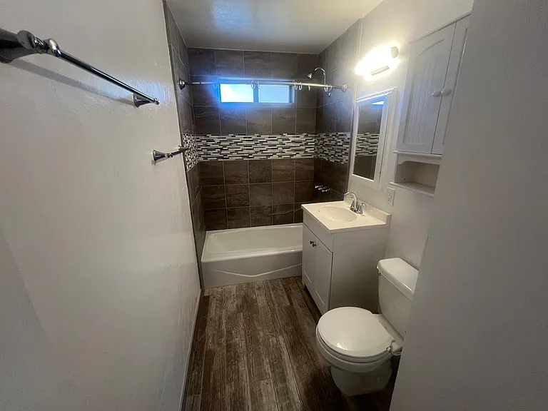 880 San Mateo Ct — Photo 11