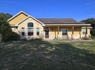 266 Stone Oak Dr, Inez, TX 77968