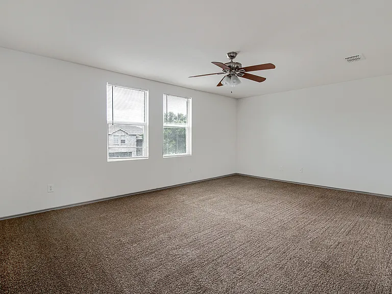 1420 Krista Dr — Photo 16