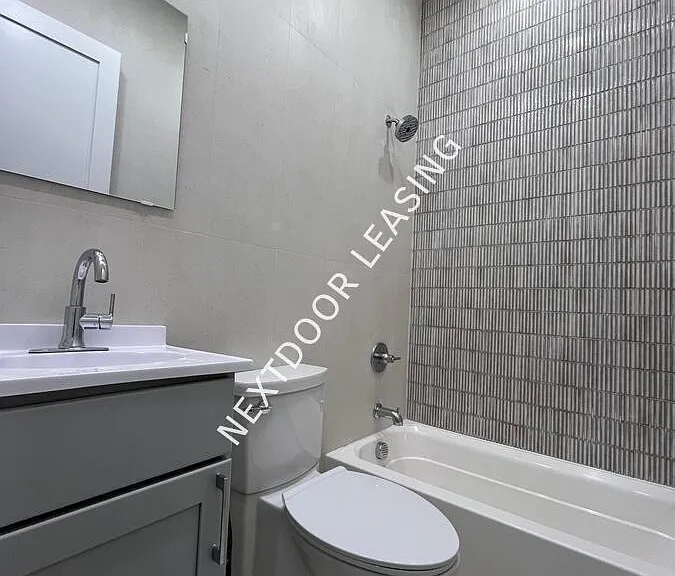 40 Lembeck Ave #303M — Photo 2