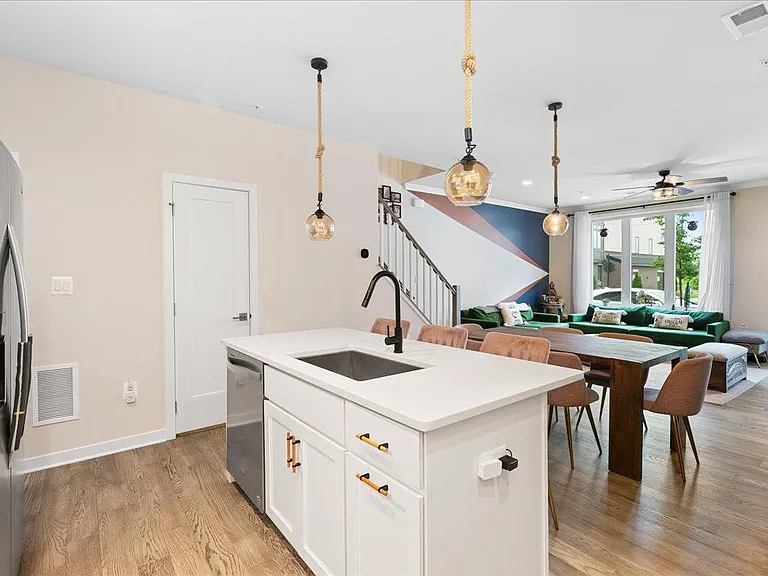 23547 Neersville Corner Ter — Photo 16