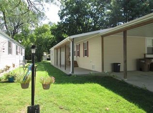 1608 Gretchen Dr, Belleville, IL 62226