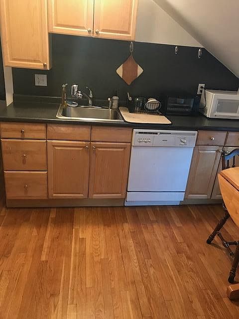 1st image of 213 Ives St APT 3