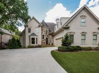 595 Avignon Ct, Sandy Springs, GA 30350