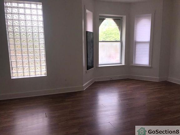 2nd image of 6608 S Saint Lawrence Ave #2