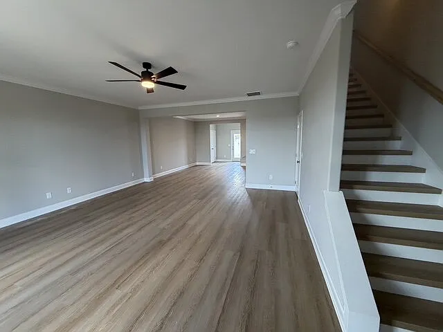 3 bed, 2.5 bath, 1842 sqft, $2,499 — Photo 2