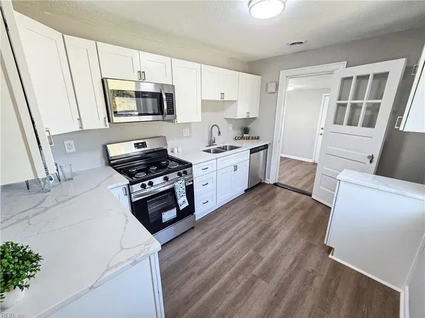 5913 Wickham Ave, Newport News, VA 23605