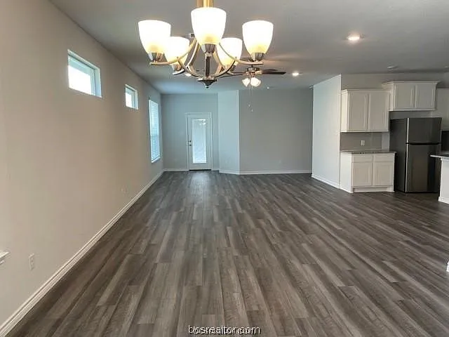 1312 McQueeny Dr — Photo 3