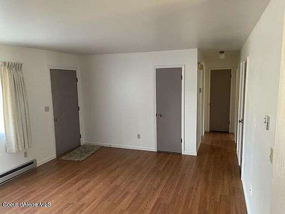 3rd image of 12512 W Hughes Ln