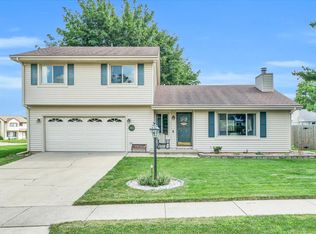 2613 Rachel Rd, Champaign, IL 61822