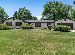 9233 Thunder Hill Pl, Fort Wayne, IN 46804
