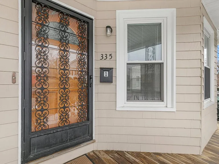 335 Salem St #2 — Photo 8
