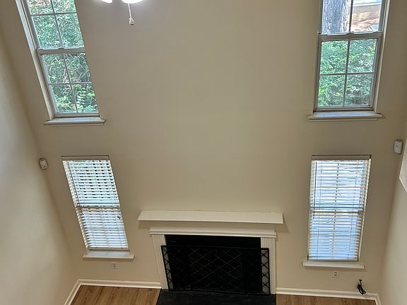 4th image of 8825 Scotch Heather Way