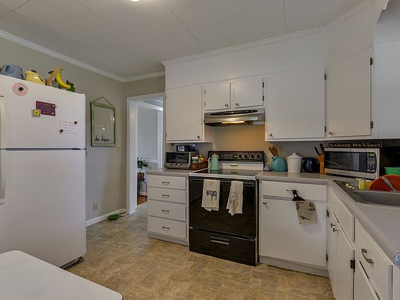 Kitchen - Appliances