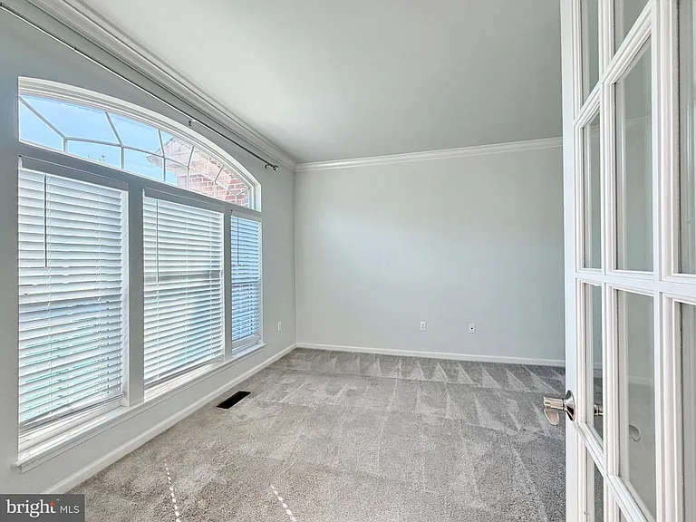 3429 Linden Grove Dr — Photo 7