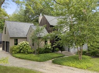 9435 Community Hall Rd, Union Pier, MI 49129