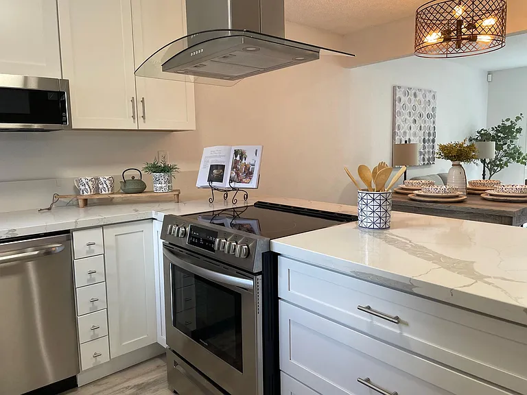394 Ilo Ln #201 — Photo 2