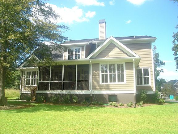 Back of house with Screened Porch/Wired for sound and cable
